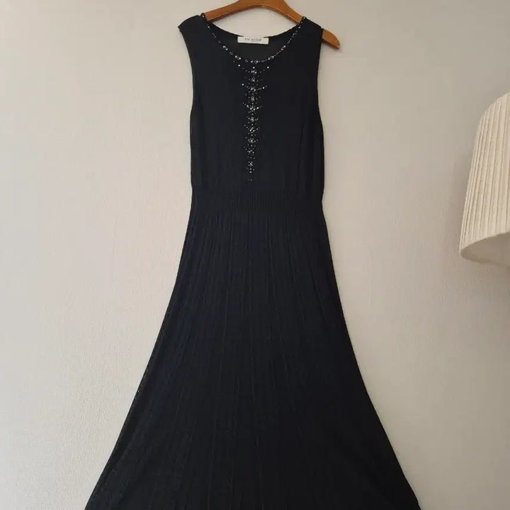 [BUNJANG] Escalier Black Long Knit Dress / [에스까리에] 블랙 롱 니트 원피스