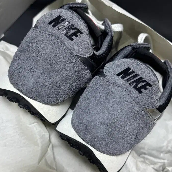 [BUNJANG] Nike Daybreak Metallic Silver 280 / 나이키 데이브레이크 메탈릭 실버 280 새상품