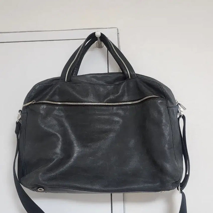 [SOLD OUT] 만다리나덕 블랙 가죽 서류가방