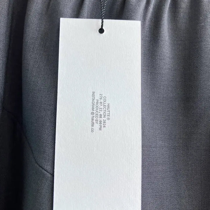 [SOLD OUT] 구매가 8만원대 무료배송 새상품 hautte 롱치마