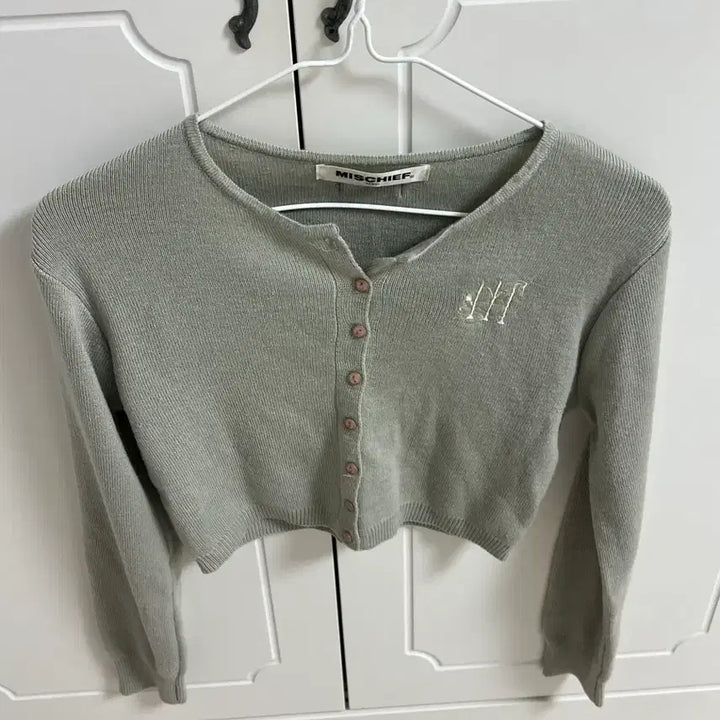[BUNJANG] Miyeon Mischief Crop Cardigan / 미연 미스치프 크롭 가디건