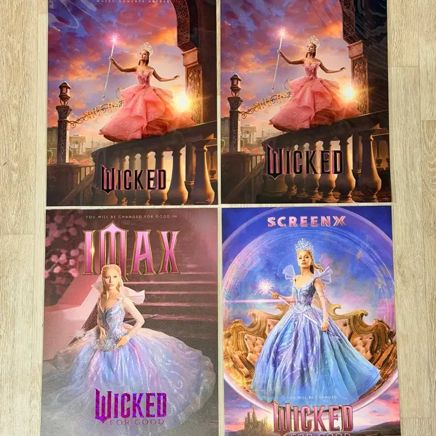 [SOLD OUT] <위키드> 글린다-아리아나 그란데 포스터 4종 모음 일괄