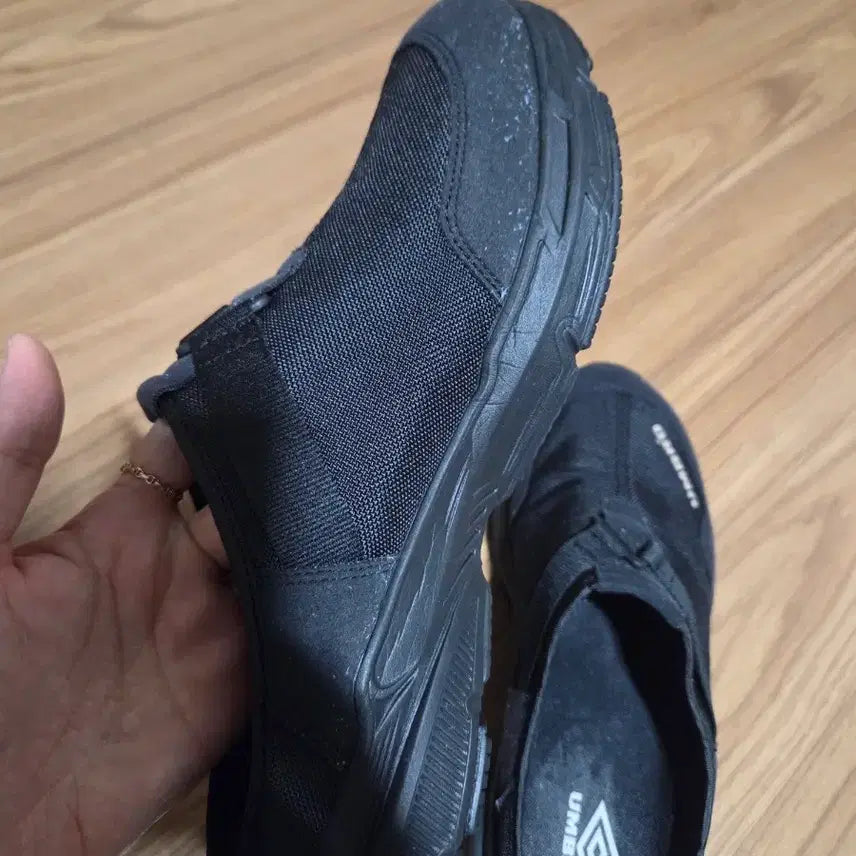 [BUNJANG] Umbro Mule 270 / 엄브로 뮬  270