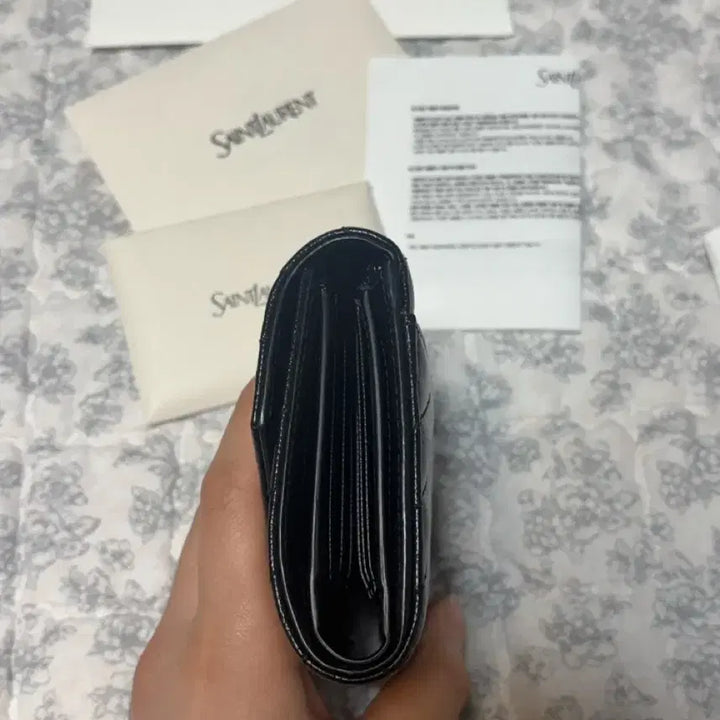 [BUNJANG] Saint Laurent Matelasse Tri-Fold Wallet / 백화점정품,풀박스)생로랑 마틀라세 3단 반지갑