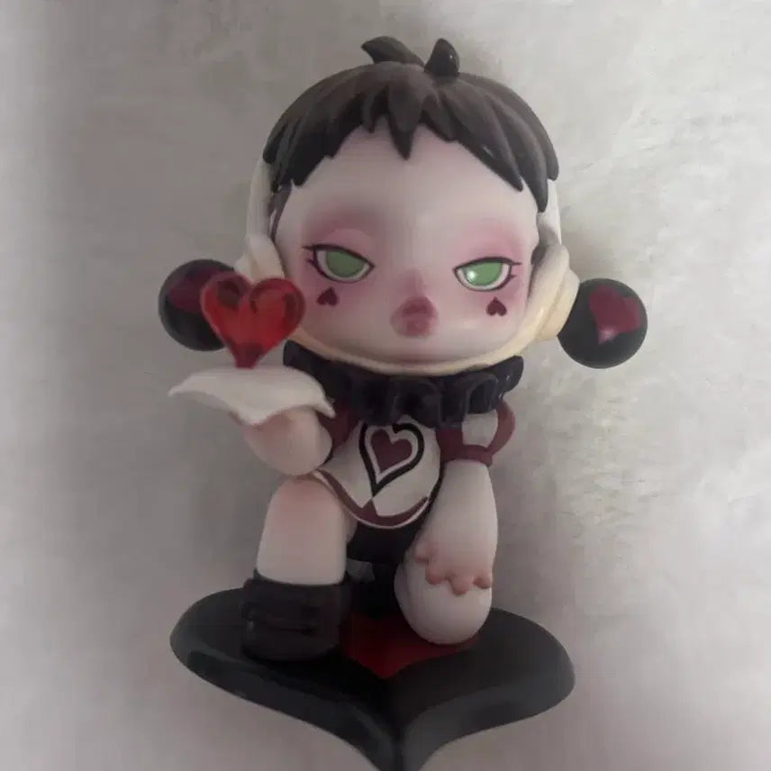 [BUNJANG] Pop Mart Skullpanda Wonderland Chilly Figure / 팝마트 스컬판다 원더랜드 쌀쌀맞은 피규어