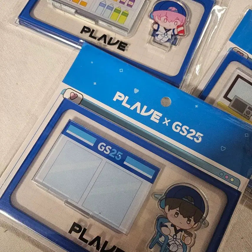 [SOLD OUT] PLAVE GS25 콜라보 아크릴 3종 일괄  플레이브
