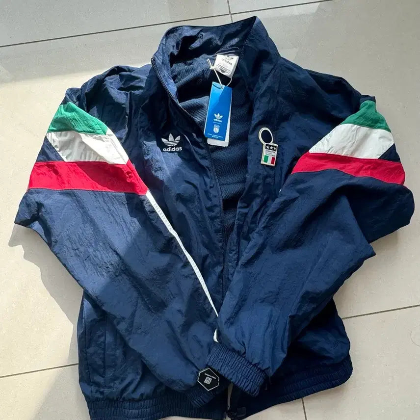 [BUNJANG] Windbreaker Jacket / 바람막이 새 상품