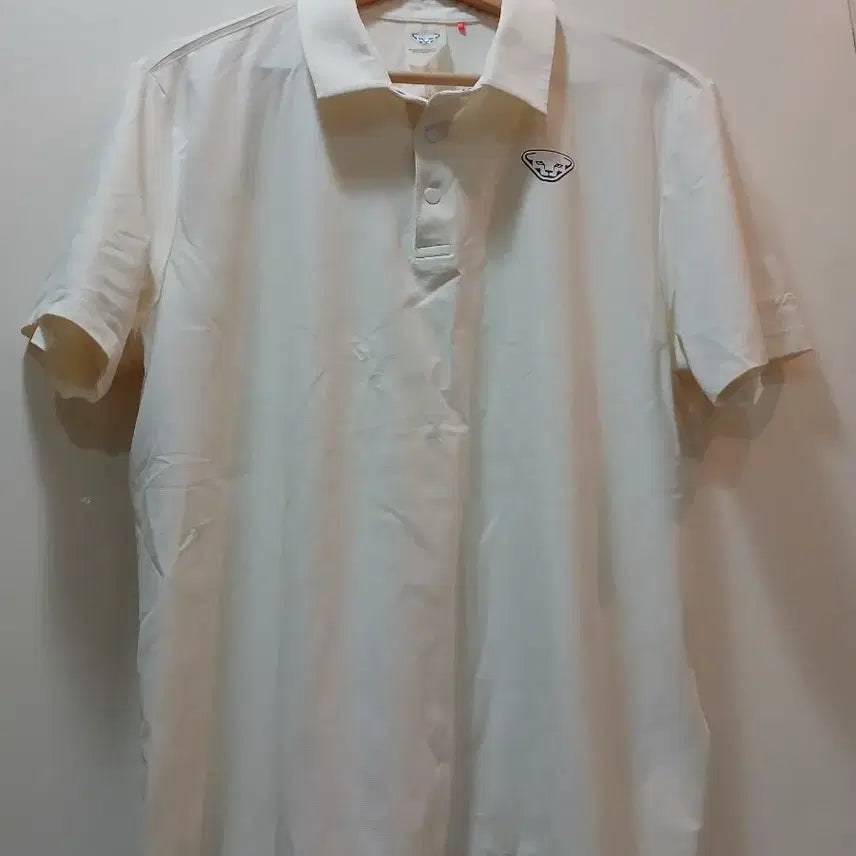 [SOLD OUT] 다이나핏 아이보리 반팔 폴로티