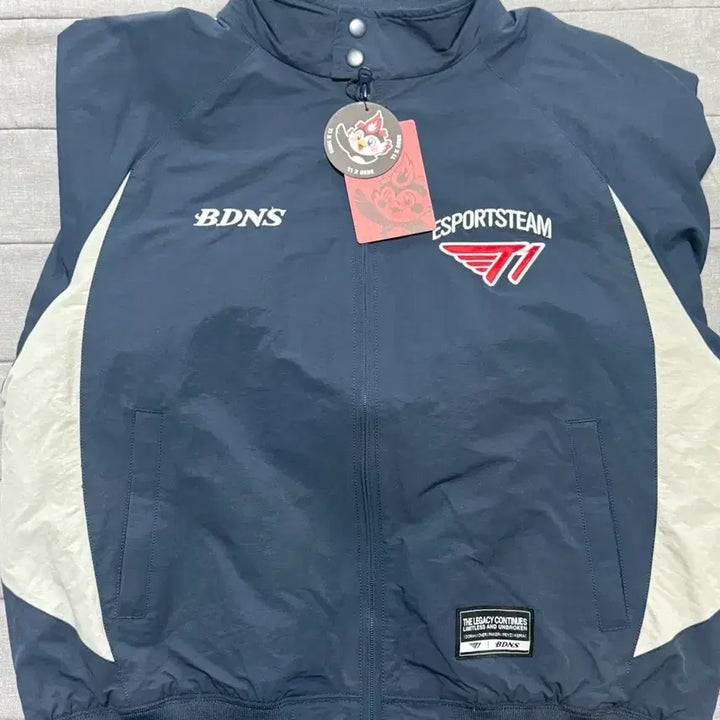 [BUNJANG] BDNS T1 Navy Jacket L / BDNS x T1 네이비 자켓 L  마킹없음