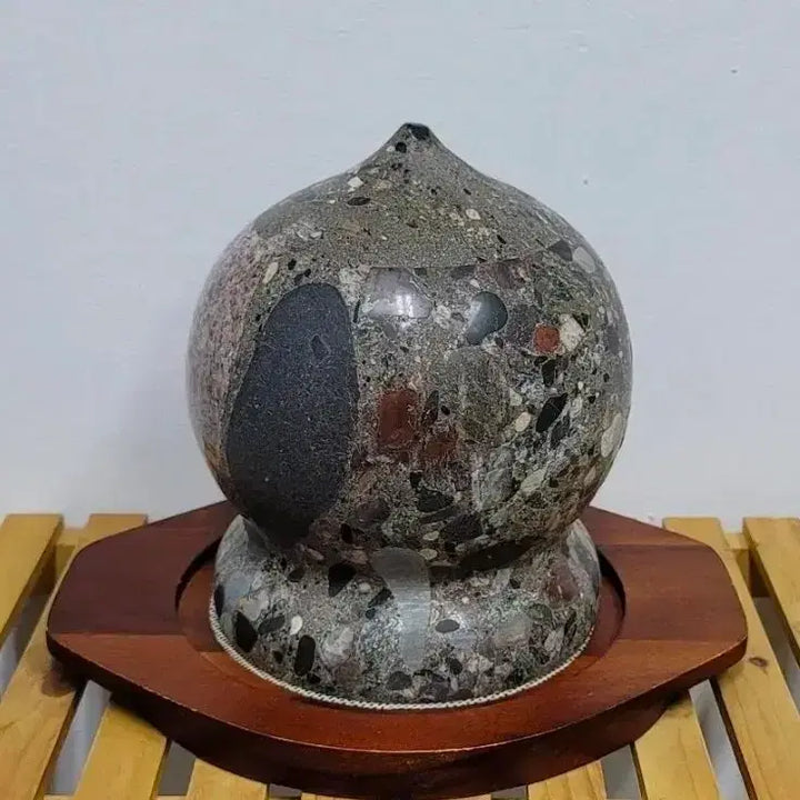 [BUNJANG] Large Mosque Dome Shaped Chilbo Stone Artwork / 이슬람 모스크 형태의 대형 칠보석 작품석 수석