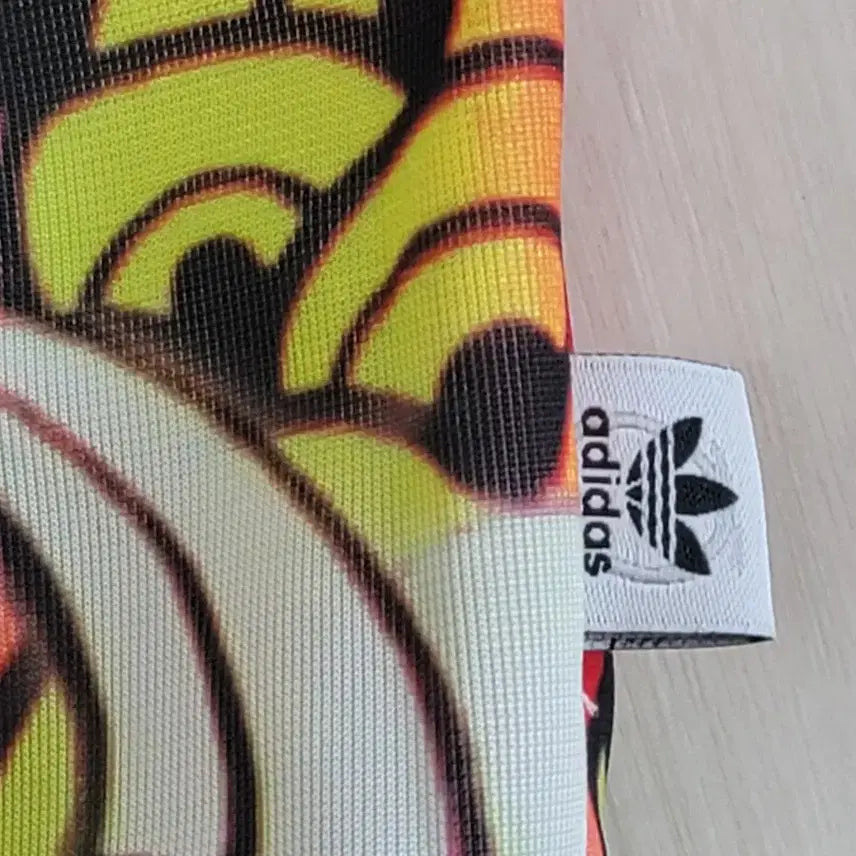 [BUNJANG] Adidas x Rita Ora Dragon Print Track Top Jacket / (100)아디다스 X 리타오라 드래곤 프린팅 트랙탑 자켓 판매합니다