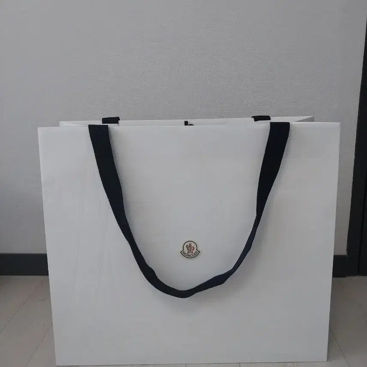 [BUNJANG] Moncler Shopping Bag / 몽클레어 쇼핑백