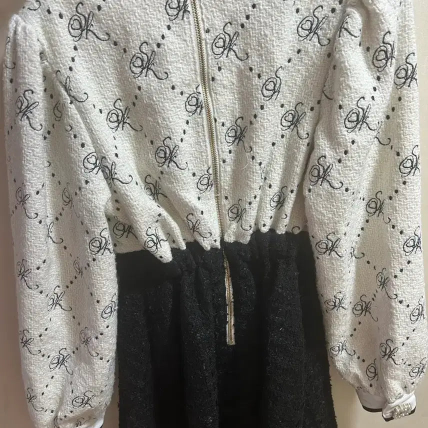 [BUNJANG] Swankiss Brooch Dress / 스완키스 브로치 원피스 양산형 지뢰계 스나계 피움