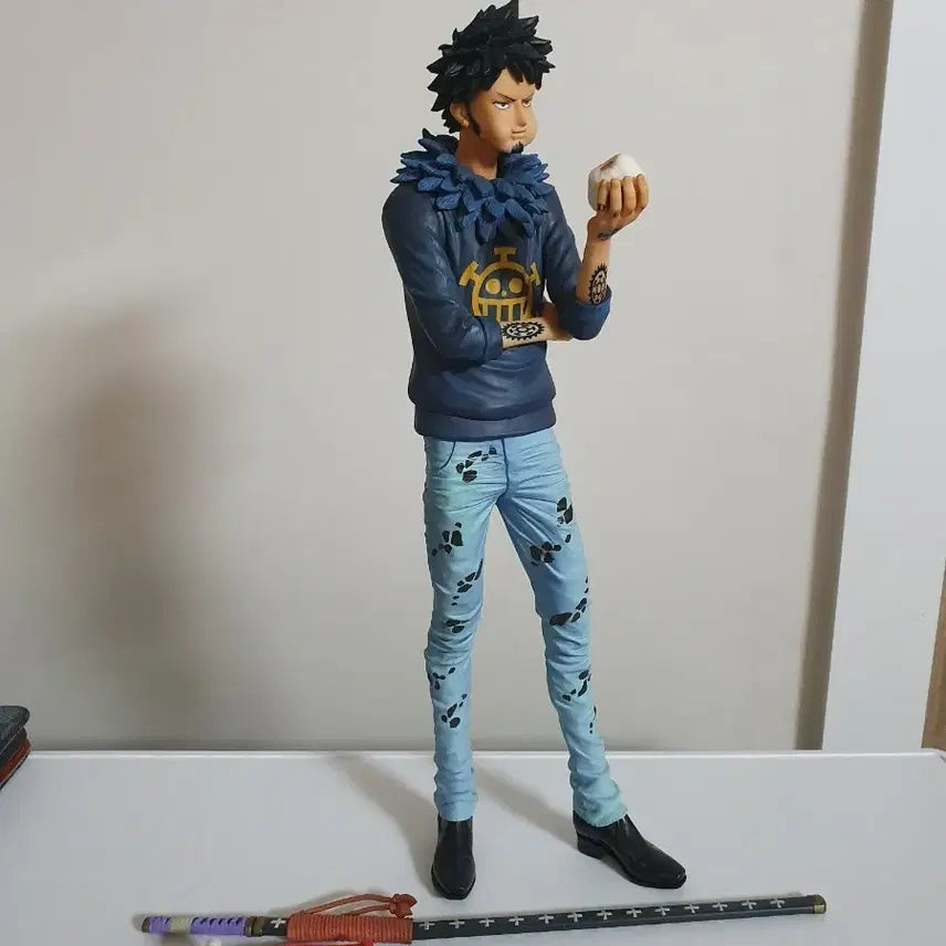 [BUNJANG] One Piece Trafalgar Law Figure / 원피스 트라팔가 로우 피규어