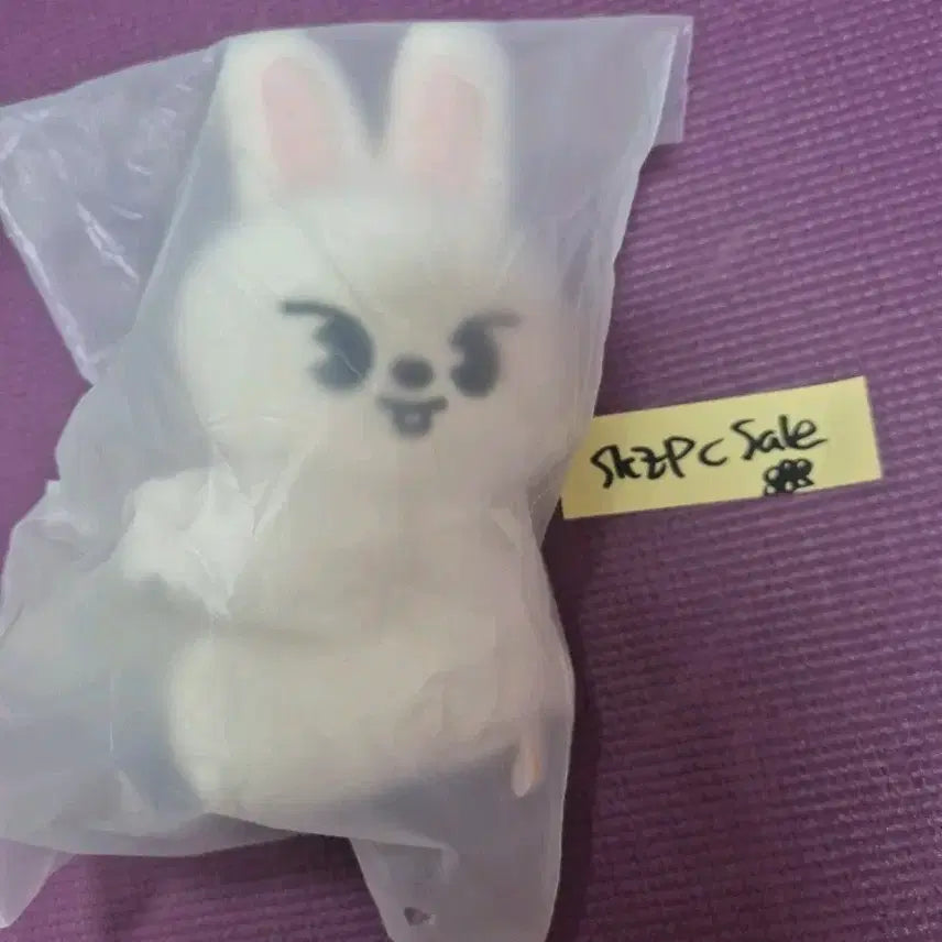 [SOLD OUT] 스트레이키즈 스키즈 리노 리빗 스트랩 플러시 인형 팝업