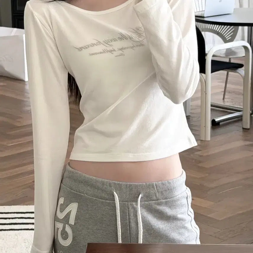 [SOLD OUT] [새상품] 클리시어 Kleen club letter top, White
