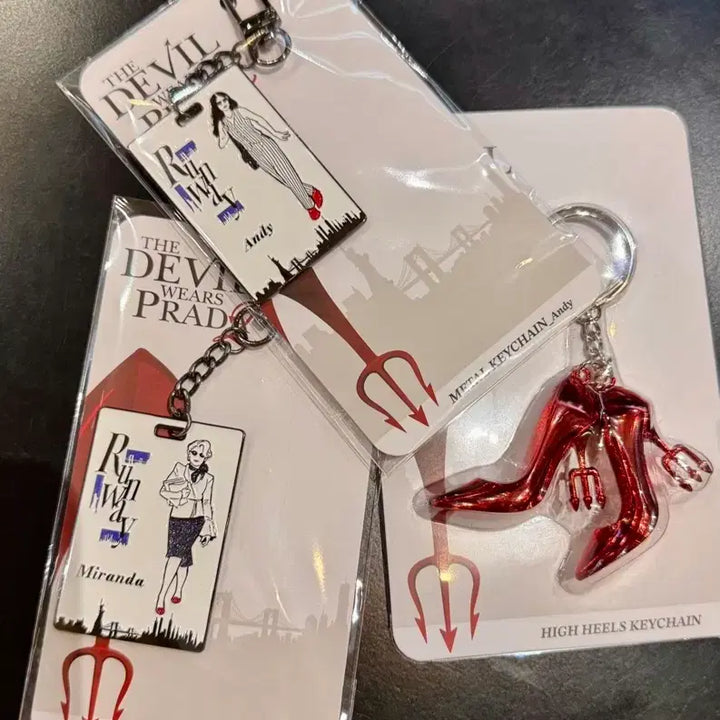 [SOLD OUT] 악마는 프라다를 입는다2 힐 키링 &amp; 사원증 키링 미개봉