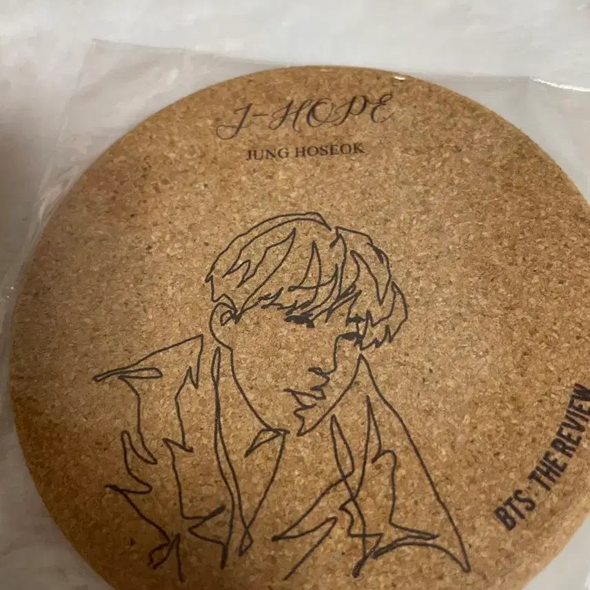 [BUNJANG] J-Hope Unofficial Tea Coaster Goods / 제이홉 티 코스터 비공굿 컵받침 굿즈 양도 앨범 호석 포카 포토카드 정국