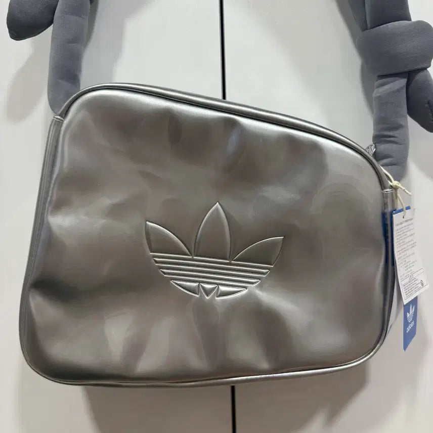 [SOLD OUT] 아디다스 미니 에어라이너 백 실버 메탈릭