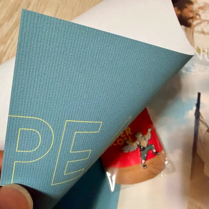[SOLD OUT] <피넛 버터 팔콘> 굿즈패키지 뱃지+포스터 세트