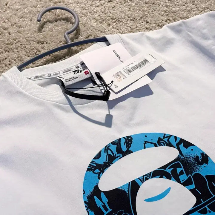 [BUNJANG] (무료배송) Aape 반팔 티셔츠 화이트 새상품 / (무료배송) Aape 반팔 티셔츠 화이트 새상품