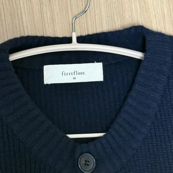[BUNJANG] Firstfloor Roundneck Cardigan Navy / 퍼스트플로어 라운드넥 가디건 네이비