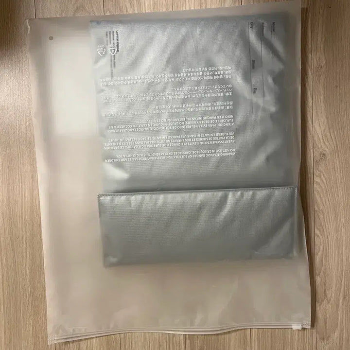 [SOLD OUT] BTS 아리랑 노트북 파우치