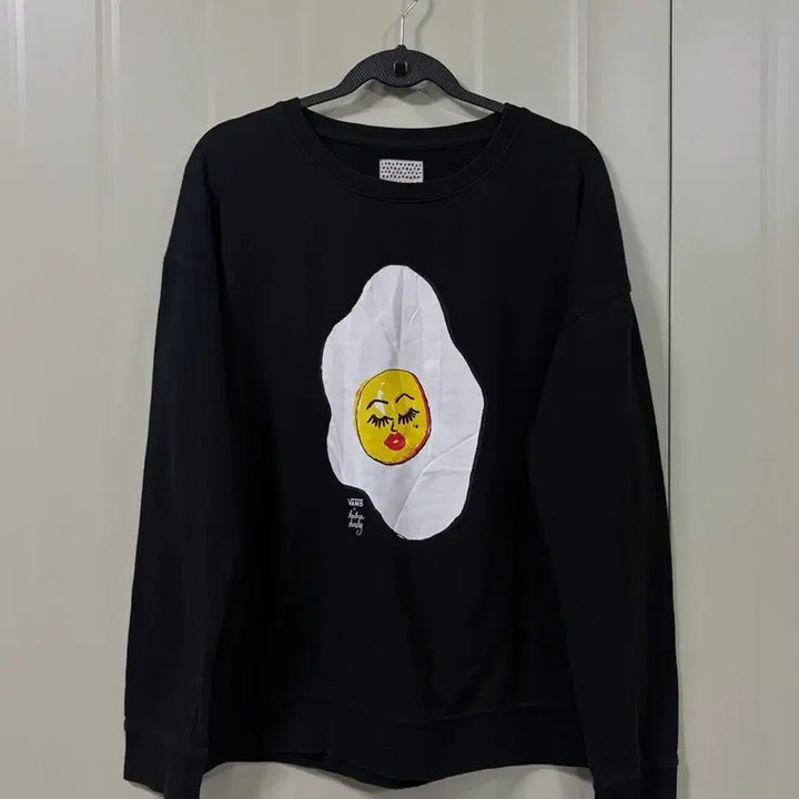 [BUNJANG] Vans Kendra Dandy Sassy Side Up Sweatshirt / 반스(Vans) 켄드라 댄디(Kendra Dandy) 스웻셔츠
