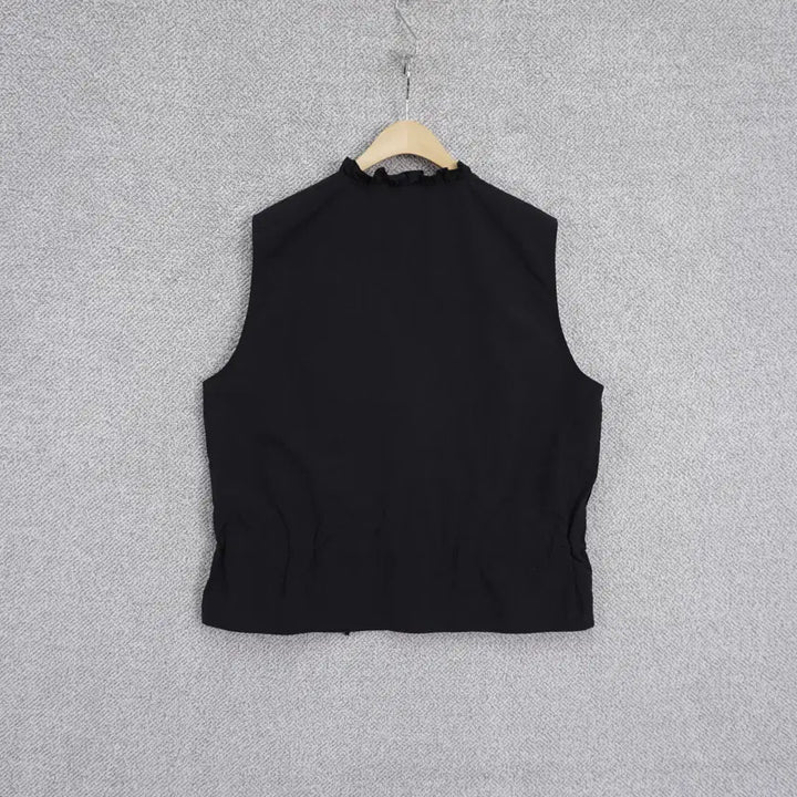 [BUNJANG] Nylon Zip-up Vest with Pearl Buttons (Black) / 여성 진주버튼 바스락 나일론 집업 조끼 77size
