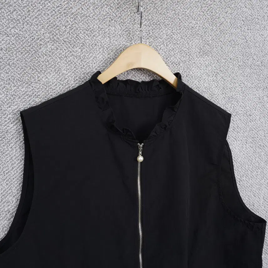 [BUNJANG] Nylon Zip-up Vest with Pearl Buttons (Black) / 여성 진주버튼 바스락 나일론 집업 조끼 77size