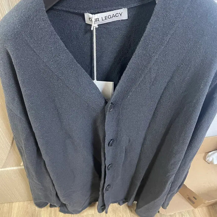[BUNJANG] Our Legacy Silk Cardigan (Size 50) / 아워레가시 실크 가디건 50