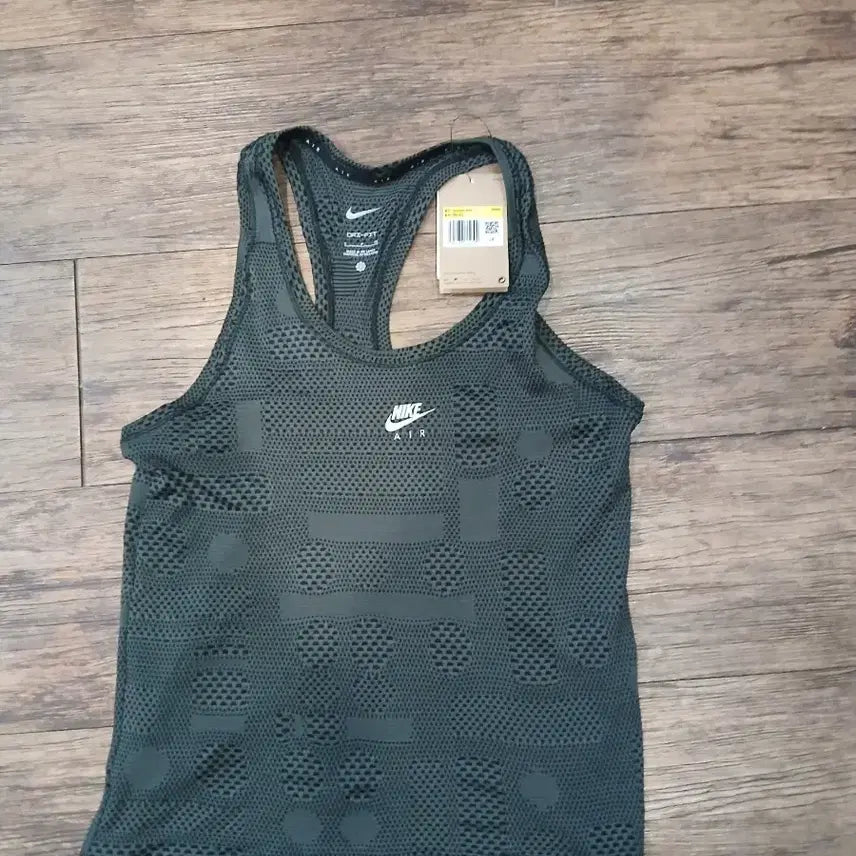 [BUNJANG] Nike Air Dri-FIT Sleeveless Top / 나이키 에어 드라이핏 민소매