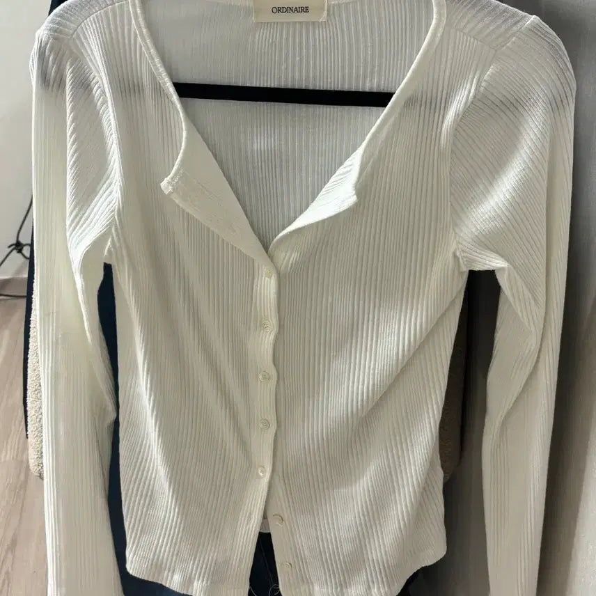 [BUNJANG] Ganesra Marso Ivory Cardigan / 가내스라 마르소 가디건 아이보리