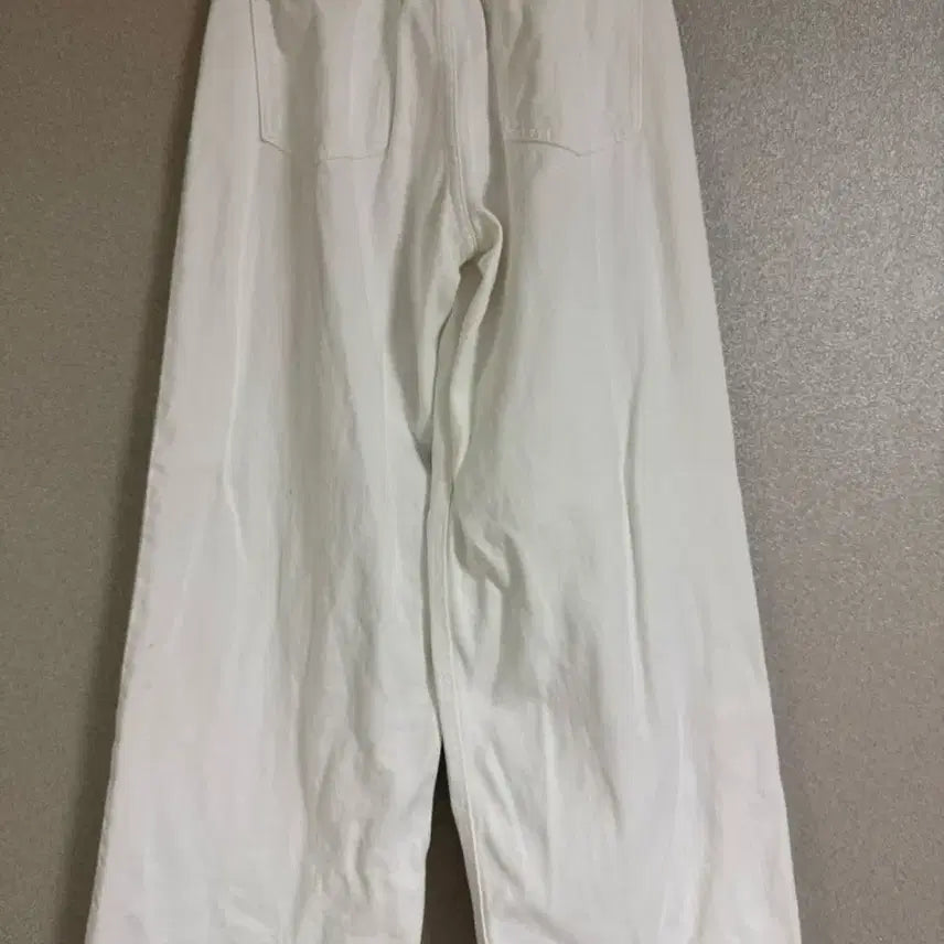 [BUNJANG] Zigzag Jasminebell Wide Cotton Pants / 지그재그 자스민벨 비조 와이드 코튼 팬츠 화이트