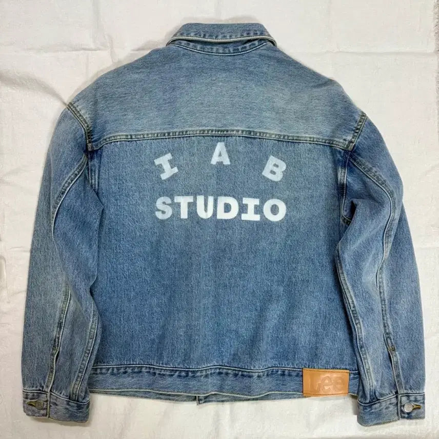 [BUNJANG] LEE x IAB STUDIO Denim Jacket / LEE x IAB STUDIO(아이앱 스튜디오) 청자켓