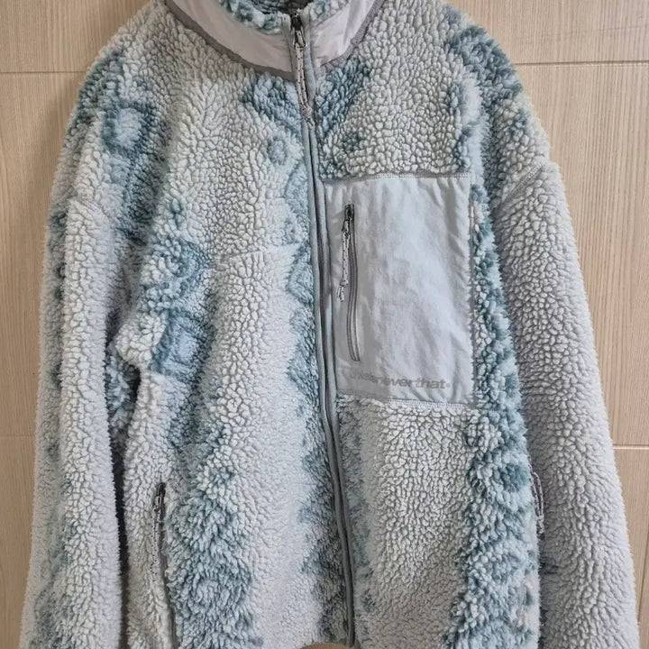 [SOLD OUT] 디스이즈네버댓 후리스