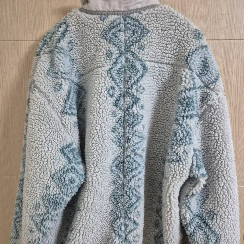 [SOLD OUT] 디스이즈네버댓 후리스
