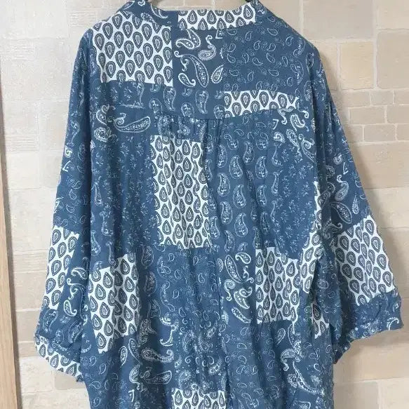 [SOLD OUT] 여성 페이즐리7부남방(새옷)