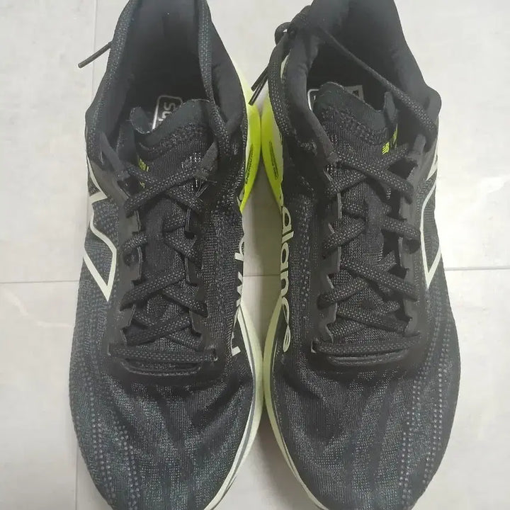 [BUNJANG] New Balance SC Trainer V2 Sneakers / 뉴발란스 sc트레이너v2 260 2e