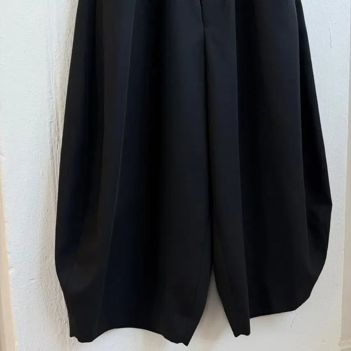 [BUNJANG] Comme Des Garçons Black Crop Balloon Pant / 꼼데가르송 블랙 크롭 벌룬 팬츠