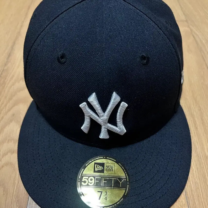 [SOLD OUT] (새싱품)뉴에라 MLB 어센틱 뉴욕 모자 네이비 7 3/4(61.5cm)