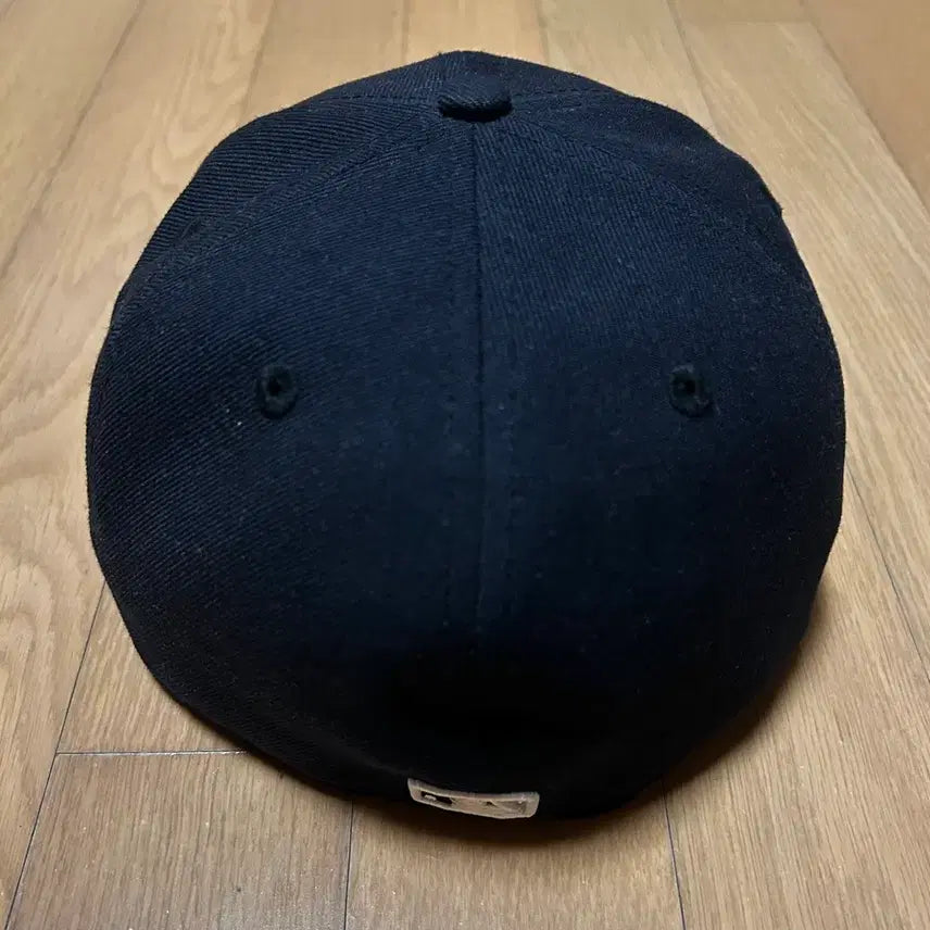 [SOLD OUT] (새싱품)뉴에라 MLB 어센틱 뉴욕 모자 네이비 7 3/4(61.5cm)