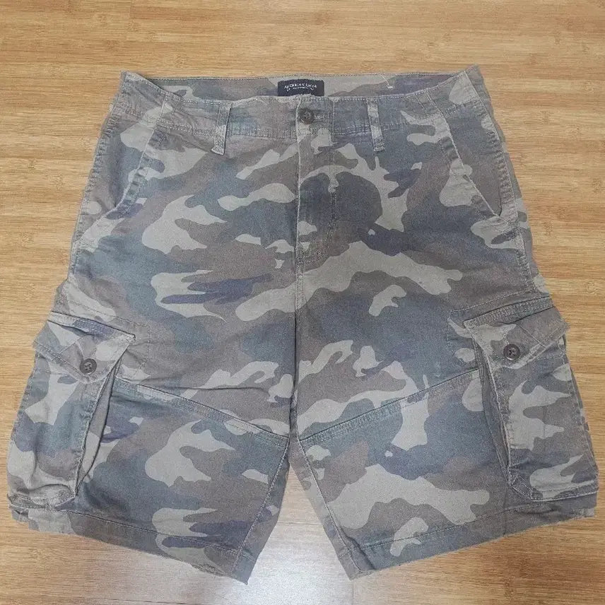 [BUNJANG] American Eagle Camo Pattern Cargo Shorts / 아메리칸이글 카고 반바지 카모 패턴