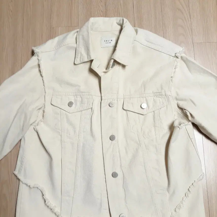 [BUNJANG] CALIN White Denim Jacket / 화이트 데님 자켓