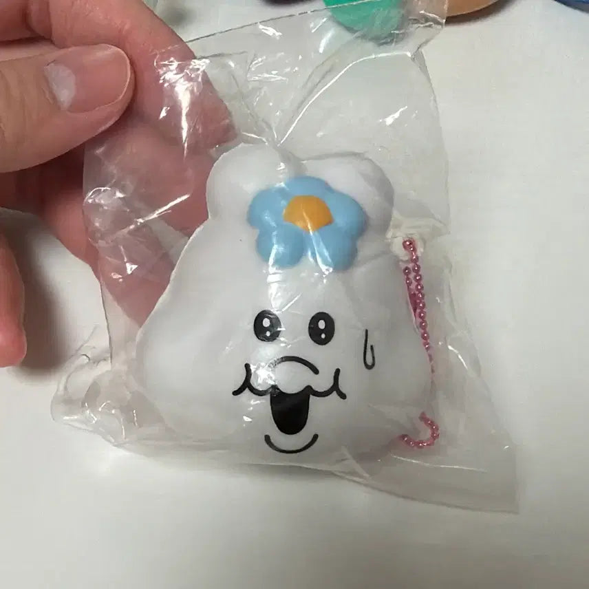 [BUNJANG] Oompochamu Ttamttam Mini Squishy Keychain / 음뽀챠무 땀땀 미니 스퀴시 키링