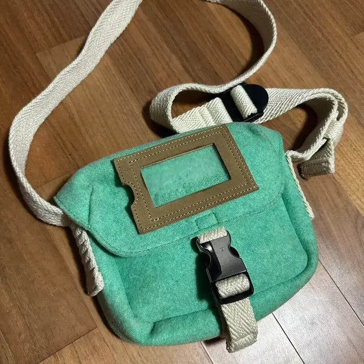 [BUNJANG] Acne Studios Post Mini Messenger Bag / 아크네 스튜디오 포스트 펠트 미니 메신저백 크로스백 숄더백
