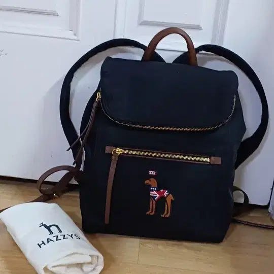 [BUNJANG] Hazzys Puppy Logo Nylon Backpack / 해지스 여성 퍼피로고 나일론백팩