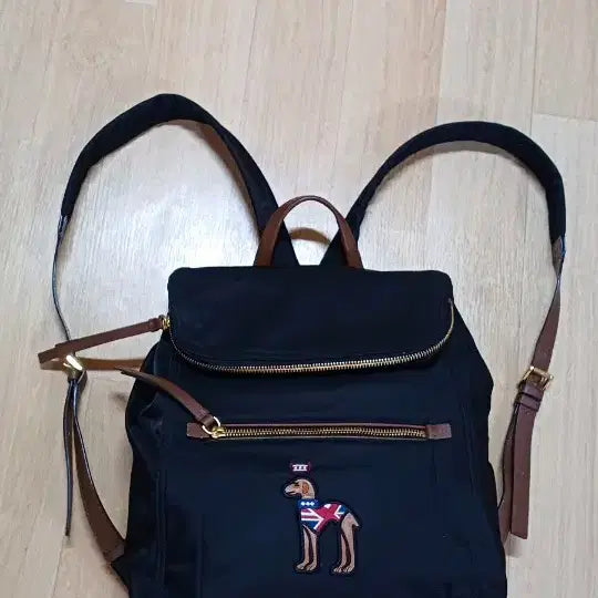 [BUNJANG] Hazzys Puppy Logo Nylon Backpack / 해지스 여성 퍼피로고 나일론백팩