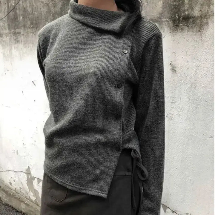 [BUNJANG] Nizi Asymmetric Button Turtleneck Cardigan / 니지 터틀넥 티 사선 단추 가디건
