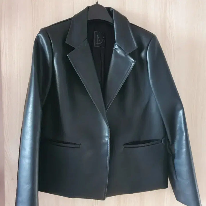 [SOLD OUT] 르뮈 가죽자켓 프리